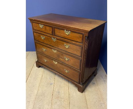 Late Georgian crossbanded mahogany large chest of 2 short over 3 long graduated drawers with brass drop handles flanked by re