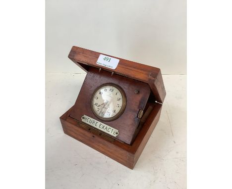 Vintage Omega teak cased Chronometre, Heure Exacte with label the case 15 cm L 