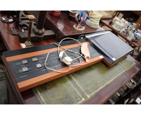 BANG & OLUFSEN BEOMASTER 2000 STEREO, 68.5cm wide together with a Beogram 4002 record player (2)