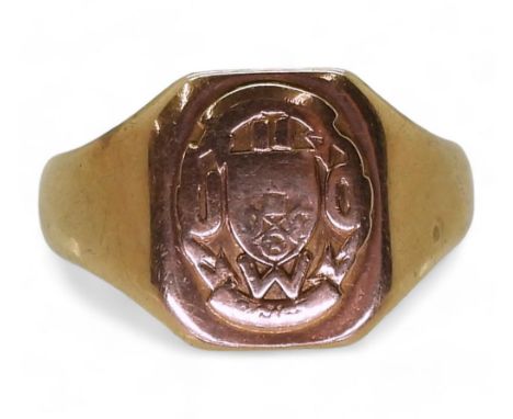 A 10K gold signet ring, size W, weight 5.7gms Condition Report:Available upon request