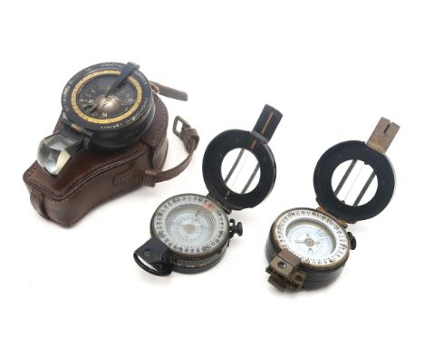 A military issue Creagh-Osborne Compass by H. Hughes &amp; Son Ltd., London, Pat. 1148/1915, No 3477, housed in a fitted leat