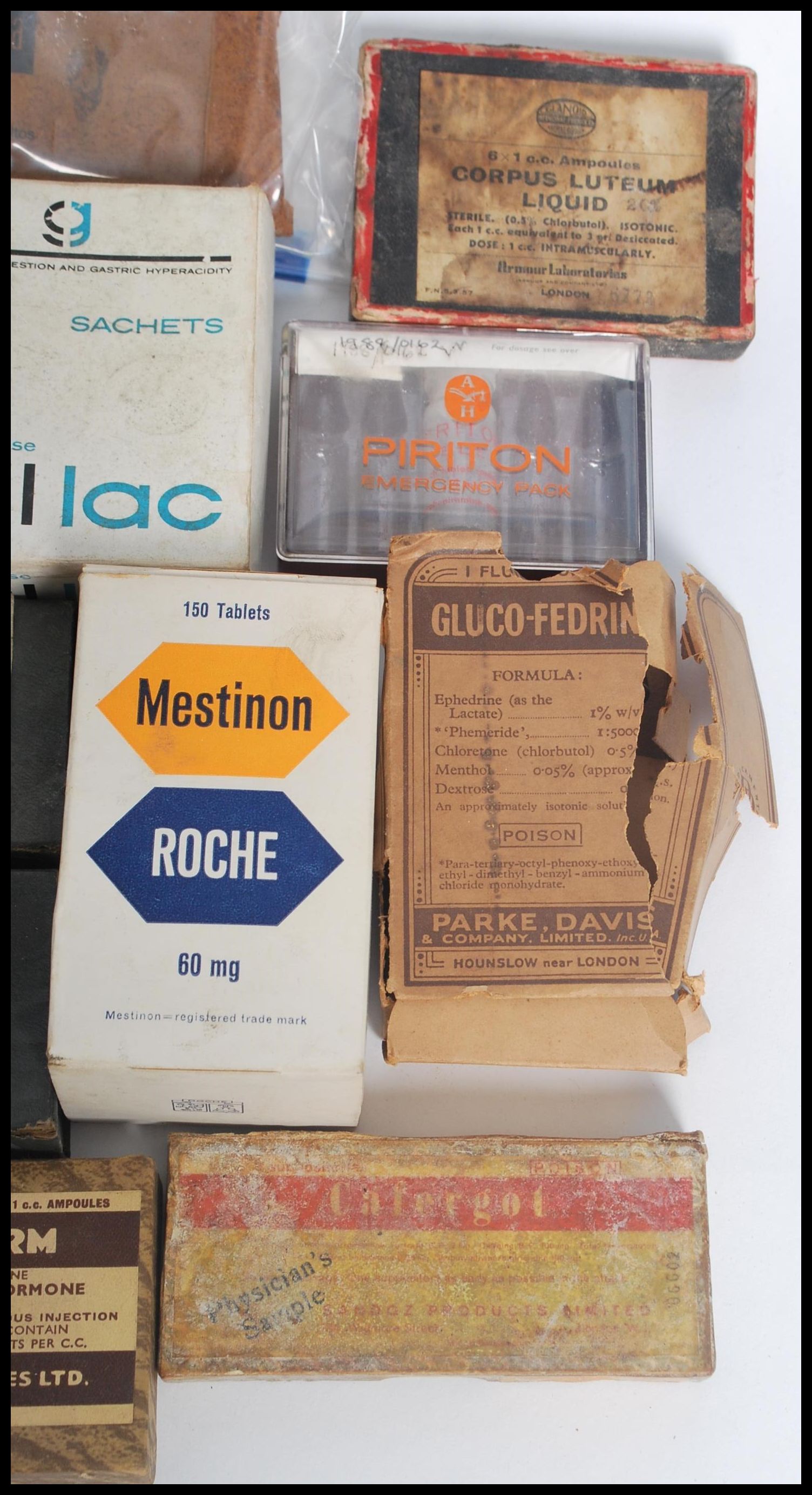 A large collection of vintage 20th century pharmaceutical apothecary