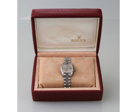 DAU "Rolex Oyster Perpetual Datejust"Gehäuse Edelstahl, rundes Gehäuse mit verschraubtem Boden, geriffelter Lunette und origi