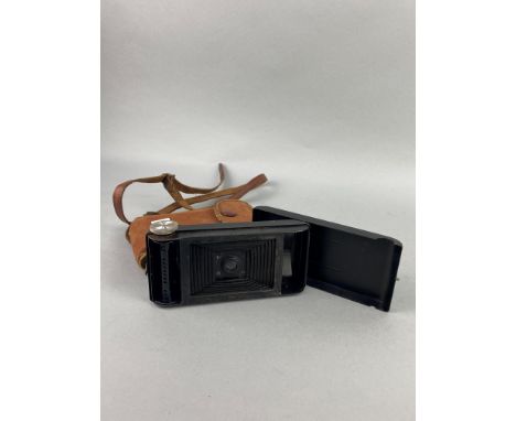 CORONET BELLOWS CAMERA, in a fitted case