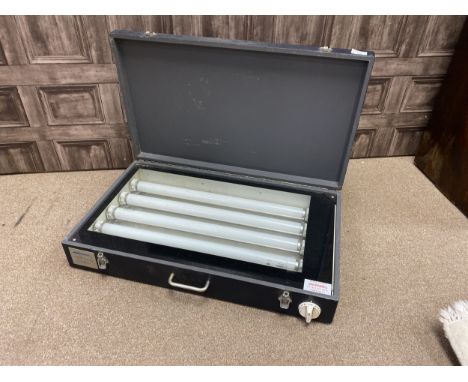 COATED SCREENS LTD ULTRA VIOLET LIGHT BOX
