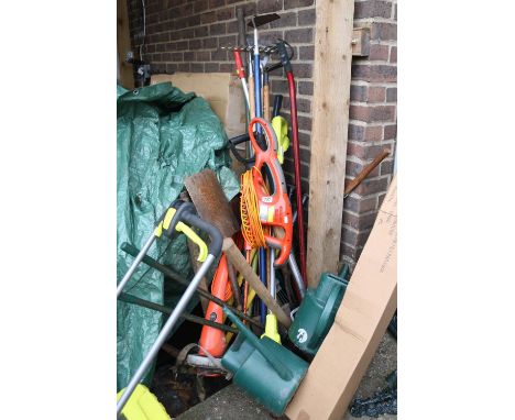 Collection of assorted Garden Tools 