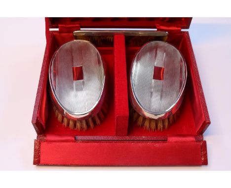 Cased Gentlemen's Silver backed dressing table brush and Comb set 