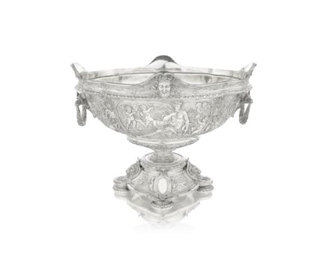A good large Victorian silver  two-handled bowl / centrepieceElkington &amp; Co Ltd, Birmingham 1900 In the renaissance reviv
