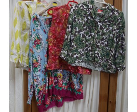 JOHN CRAIG: A 1950S BLOUSE and other similar brightly patterned blouses (4)