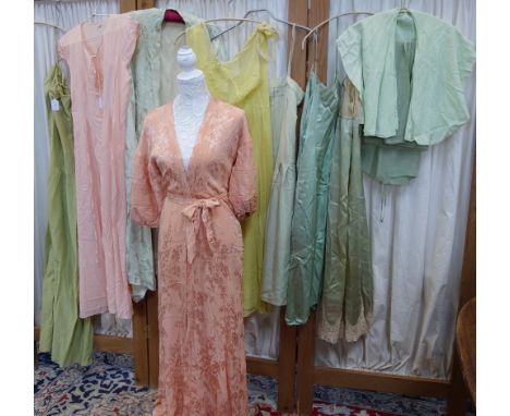 A COLLECTION OF VINTAGE LADIES NIGHT WEAR to include a 1930s slip and a night dress with matching French knickers