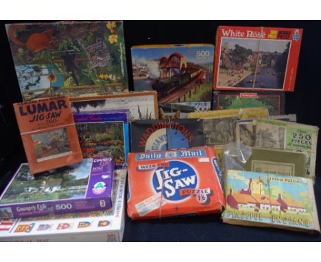 A COLLECTION OF VINTAGE JIGSAW PUZZLES