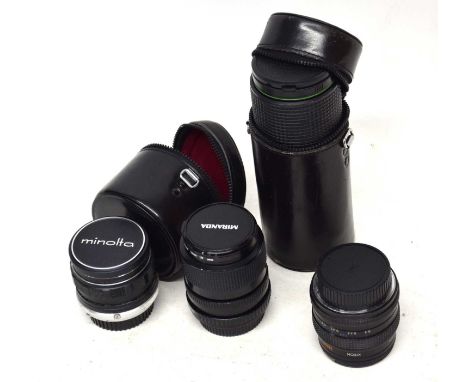 A GROUP OF LENSES TO INCLUDE A CASED ROKINON 80-250mm, CASED MINOLTA 28mm, MIRANDA 35-70mm AND A KIRON 28mm LENS (4) 