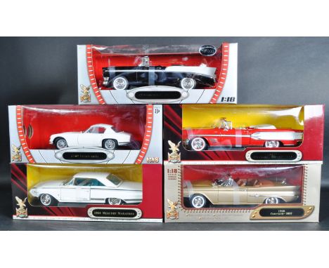 A collection of 5 x 1/18 scale diecast model cars by Road Signature to include: 1960 Chrysler 300F (Leather Series), 1958 Pon