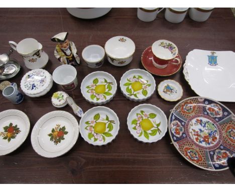 Various ceramics inc Aynsley, Wedgwood, Royal Worcester etc