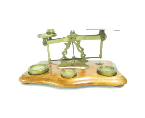 Set of postal scales with weights