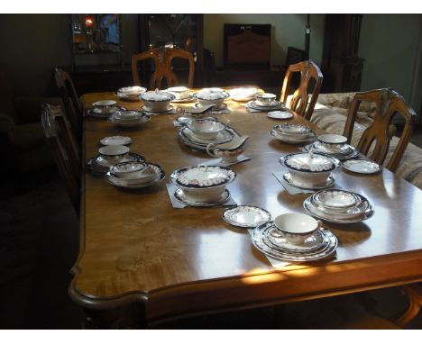 An extensive early 20th century six sitting 'Rosemary' pattern tea and dinner service by Myott.