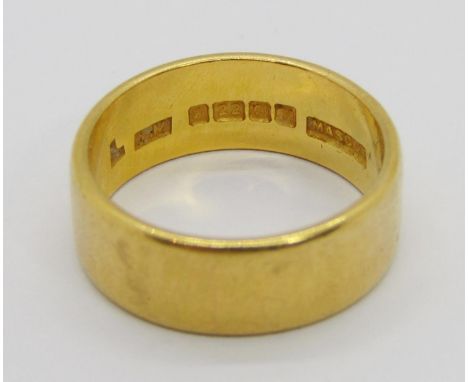 22ct wedding ring, Birmingham 1970, size J/K, 6.4g 