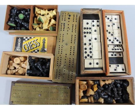 Various 20thC games, etc, Staunton House Martin chess set, the white king approx 6cm high, with further chess set, cribbage m