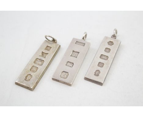 Three vintage 1970s silver ingots including Queens jubilee (49g) 