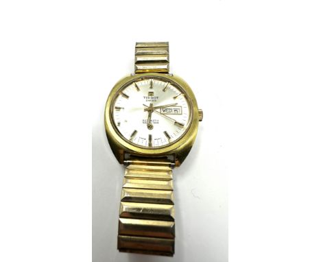 Vintage Tissot automatic seastar gents wristwatch the watch is ticking presentation back 