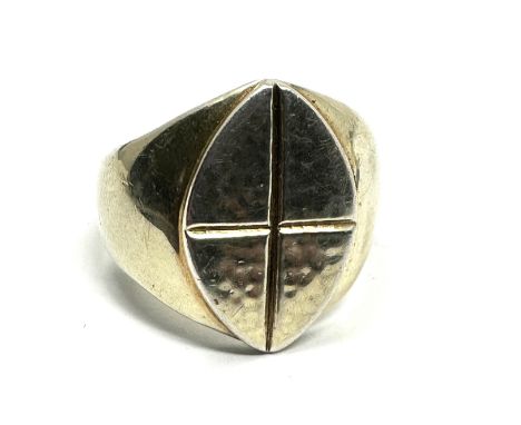 chunky Vintage silver bishops /priests ring weight 17gg 