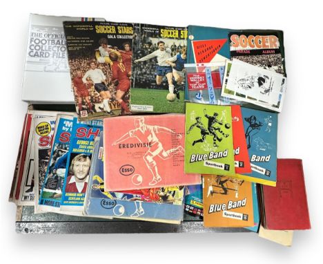 Trade cards - football cards, albums, magazines etc, with Pro Set album, Soccer Stars picture stamp albums, Esso, Shoot Magaz