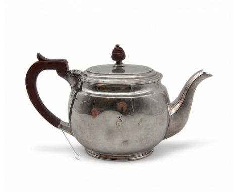 An Elizabeth II silver teapot, by Robert &amp; Belk, Sheffield 1962, of oval form, monogrammed 'S', 603gms Condition Report:A