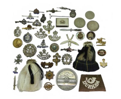 A quantity of regimental sweetheart brooches, to include the Argyll & Sutherland Highlanders, Cheshire Regiment, Royal Artill