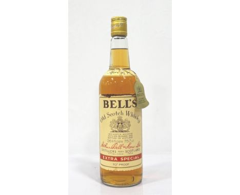 BELL'S OLD SCOTCH WHISKY - 1970sA bottle of Bell's Extra Special Blended Scotch Whisky from the 1970s.  26 2/3 Fl ozs/ 75.7cl