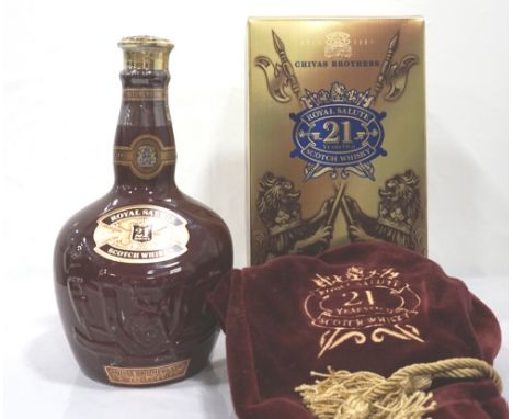 ROYAL SALUTE 21YO RUBY FLAGONA well presented "Ruby" coloured ceramic flagon of the Royal Salute 21 Year Old Blended Scotch W