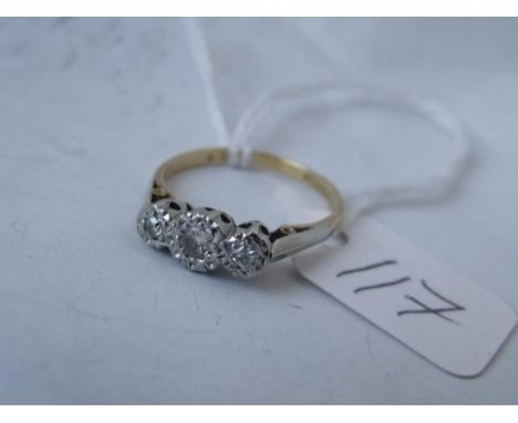 Small 18ct three stone diamond ring approx  'K'         