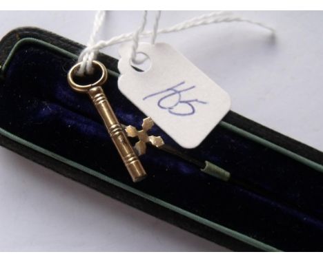 Boxed gold key stick pin      
