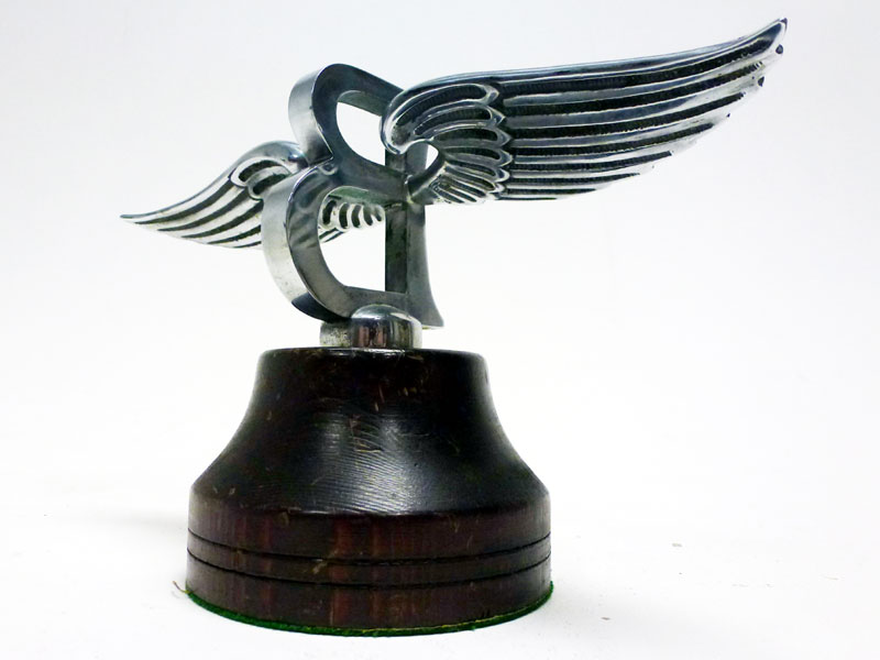 Large Bentley 'Winged B' Mascot By Joseph Fray Ltd A Large Bentley ...