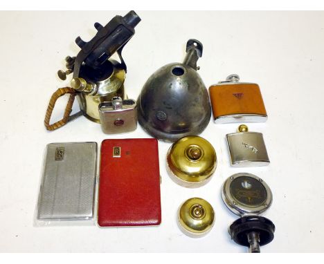 Assorted Automobilia  To include two Rolls-Royce badged cigarette cases, a Jaguar badged drinks flask, an Alvis badged drinks