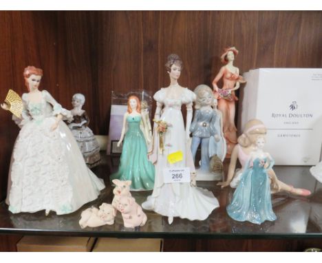 A COLLECTION OF ASSORTED CERAMIC FIGURES TO INCLUDE ROYAL DOULTON AND FRANKLIN MINT EXAMPLES (15)