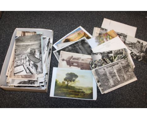 A COLLECTION OF VINTAGE POSTCARDS TO INCLUDE A POSTCARD PORTRAIT ALBUM