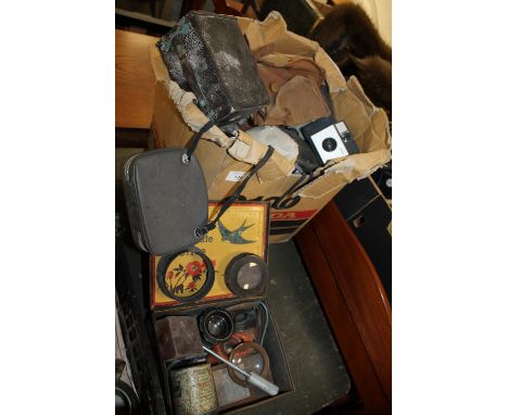 A LARGE QUANTITY OF VINTAGE CAMERAS AND ACCESSORIES TO INCLUDE LENSES