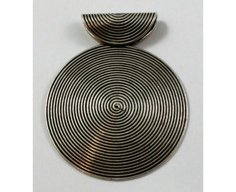 A Scandinavian silver pendant, stamped 925, STE arrow D, of concentric disc form, diameter 55mm.