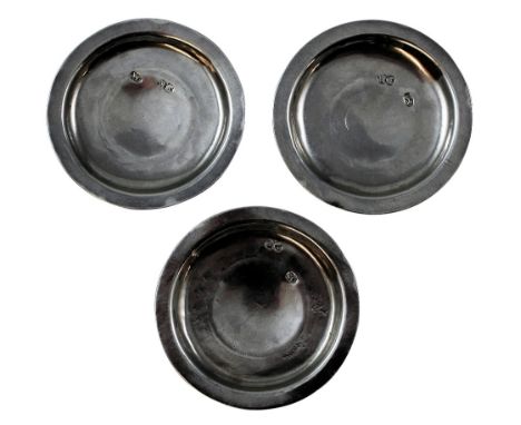 A George I rare set of three silver miniature or toy dinner plates, by David Clayton, London circa 1720, of plain form, diame