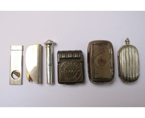 Collection of Bygones to include a Sovereign Case, Snuff box, Swan Vesta Case etc.