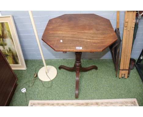 Georgian Mahogany Octagonal wine table on turned stem and tripod fluted legs 