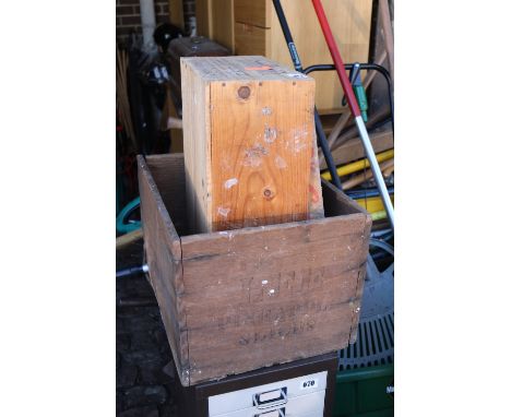 Lee Pineapple wooden box and a Wine Crate 