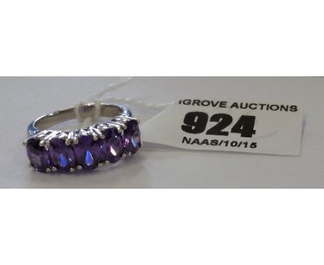 Silver Amethyst Stone set Ring.