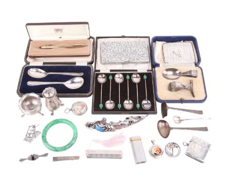 A quantity of miscellaneous silver items including a Tiffany &amp; Co. silver comb, signed 'Tiffany &amp; Co., Sterling 925, 