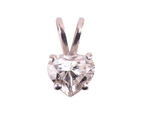 A heart-shaped diamond pendant, containing a heart brilliant-cut diamond of 0.77ct, approximately measures 5.76 x 6.54 x 3.62