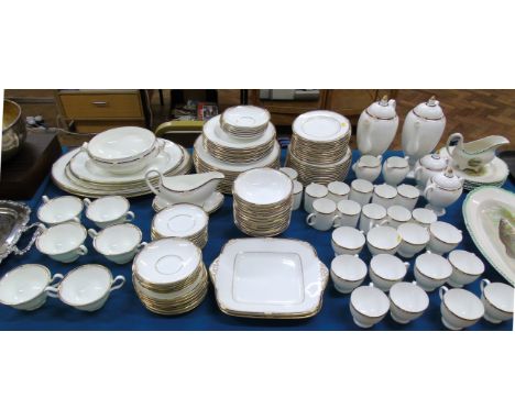 Wedgwood Cavendish dine, coffee and tea service (135 pieces total) Condition reports are not available for our Interiors Sale