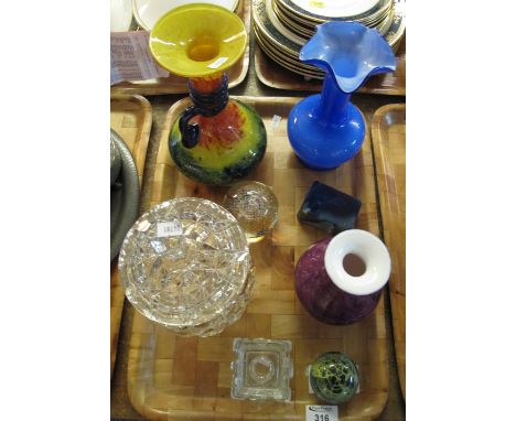 Tray of assorted glassware, various, to include: coloured Art Glass vases; Selkirk Scottish baluster vase; Caithness paperwei