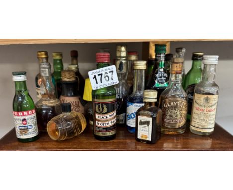 A quantity of vintage alcohol spirit miniatures