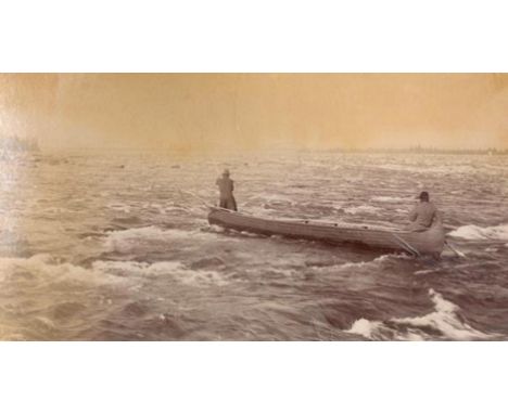 Photoalbum.: Mit hs. Titelbl.: "A short tour through Canada and into Michigan U.S. Undertaken by A.B.R.Wallis in 1891. With n