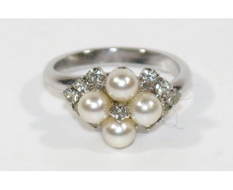 Christian Dior Damenring: um 1960-70. Damenring sign. Chr. Dior Germany. Besetzt mit Perle u. Farbsteinen. Rg. 56   D
